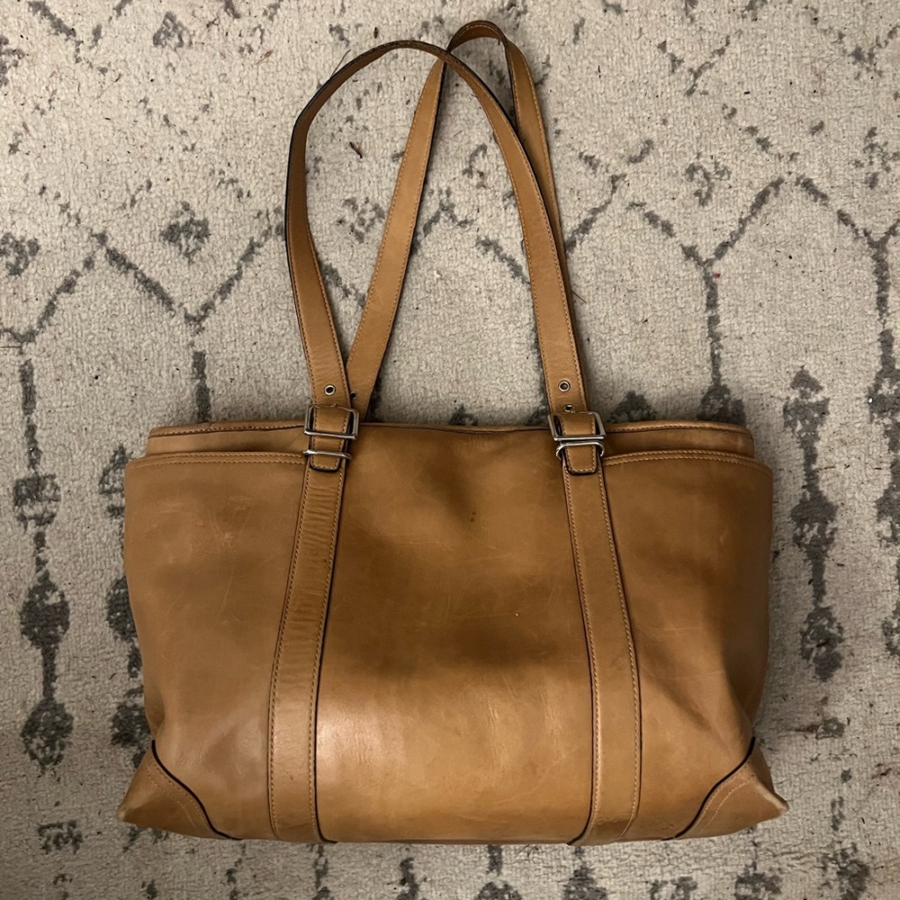 Camel leather Coach tote bag